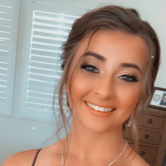 olivia_rhodes15